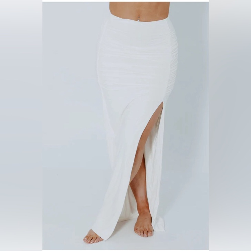 Klassy Network Ruched Maxi Skirt White NWT XS
